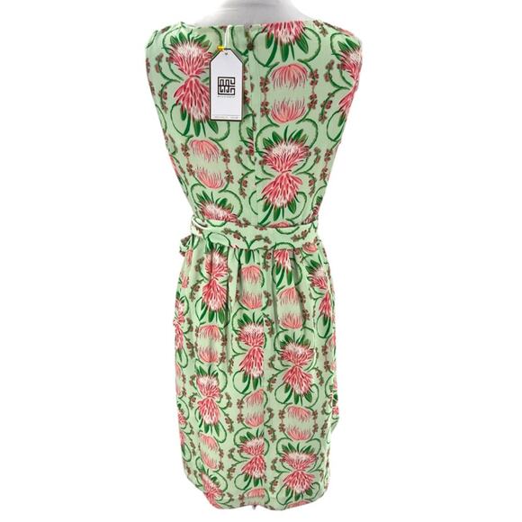NWT Emily Mccarthy Emily sleeveless belted Dress Proper Protea Print Sz XS - Picture 2 of 7